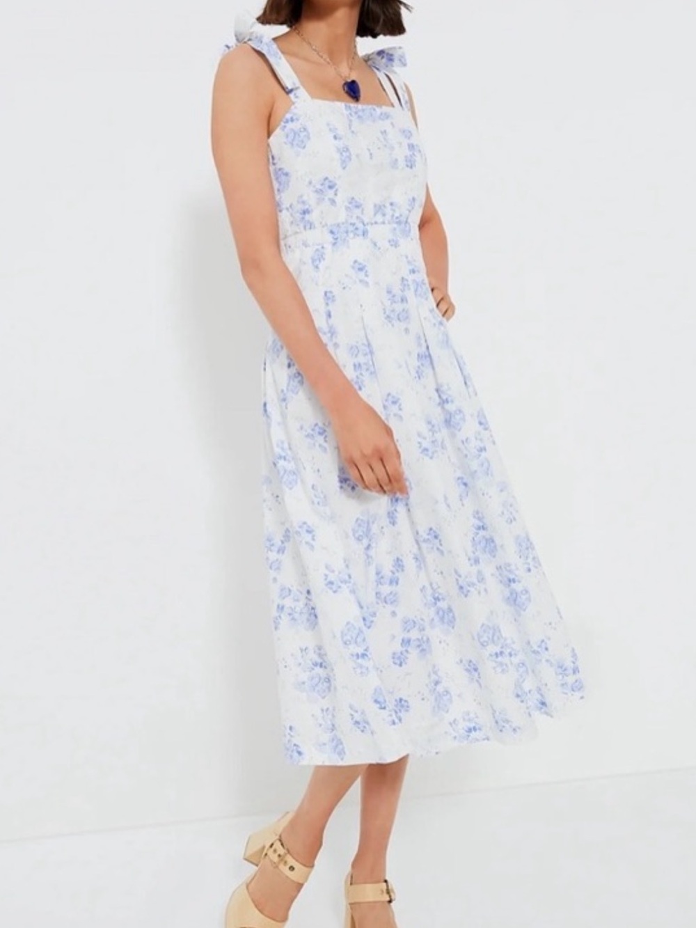 Tuckernuck, hyacinth house. Teagan chintz floral dress. Size xxs